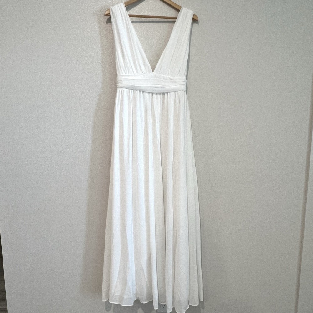 Lulu's Heavenly Hues White Boho Chic Goddess V-Neck Maxi Dress Size Medium